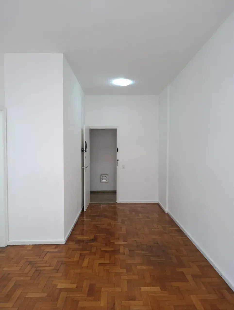 57 m² apartment with 2 bedrooms and 2 bathrooms — photo 12