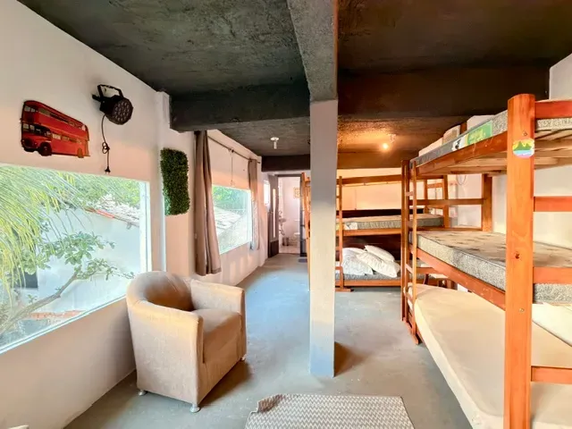 Furnished house with 4 bedrooms and 5 bathrooms — photo 21