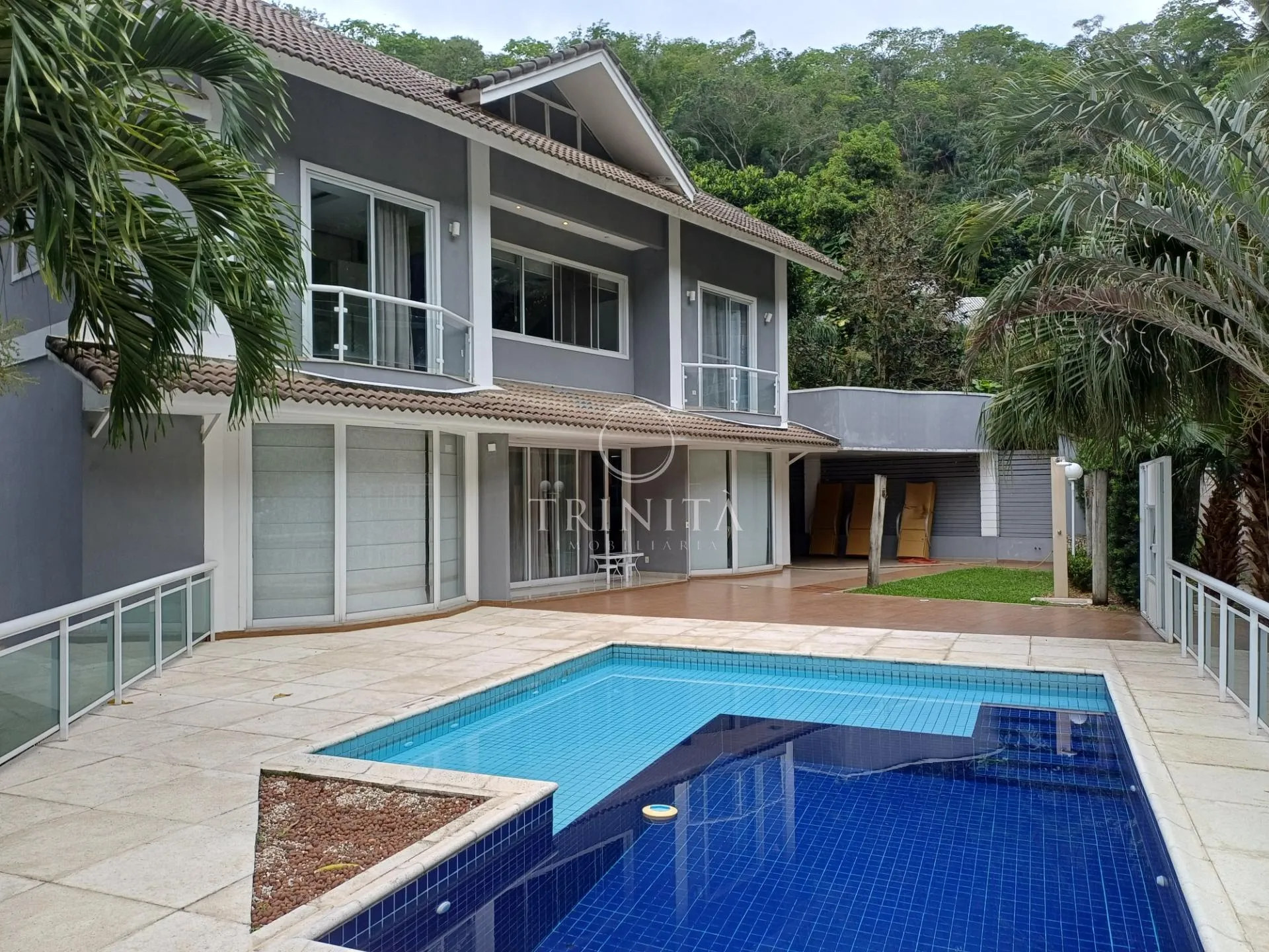Casa de 7 quartos com vista para as montanhas