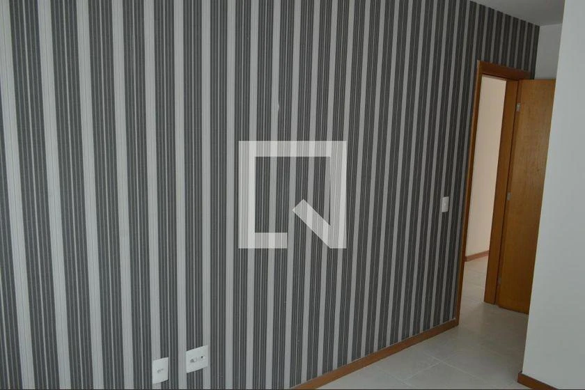 188 m² house with 4 en-suite bedrooms and 3 parking spots — photo 21