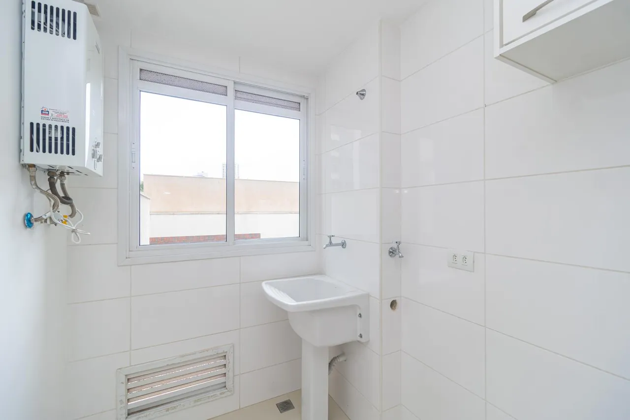 Unfurnished apartment with 2 bedrooms and 1 bath, 138 m² — photo 8