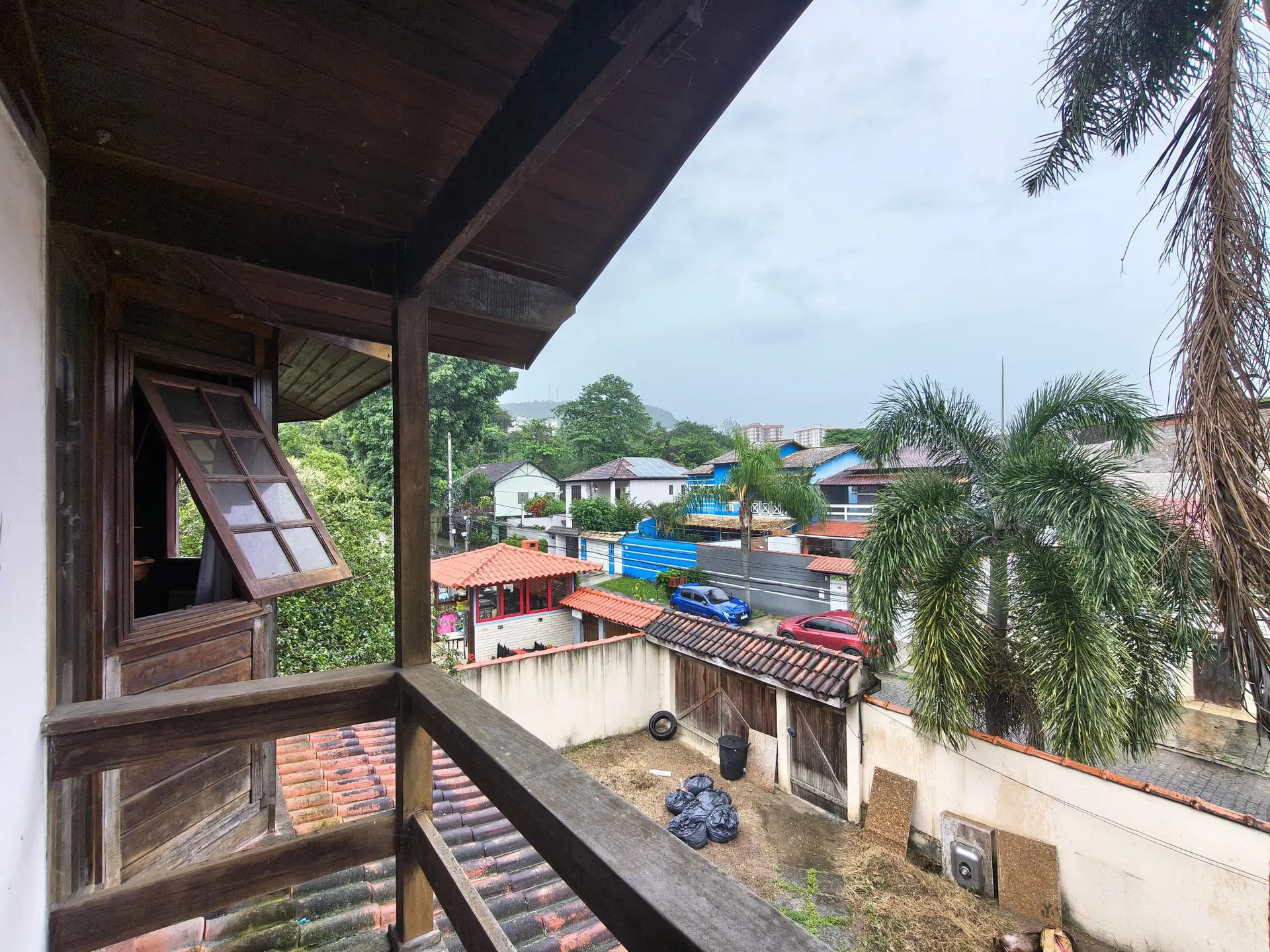 3-bedroom house with a walk-in closet in Rio de Janeiro — photo 41