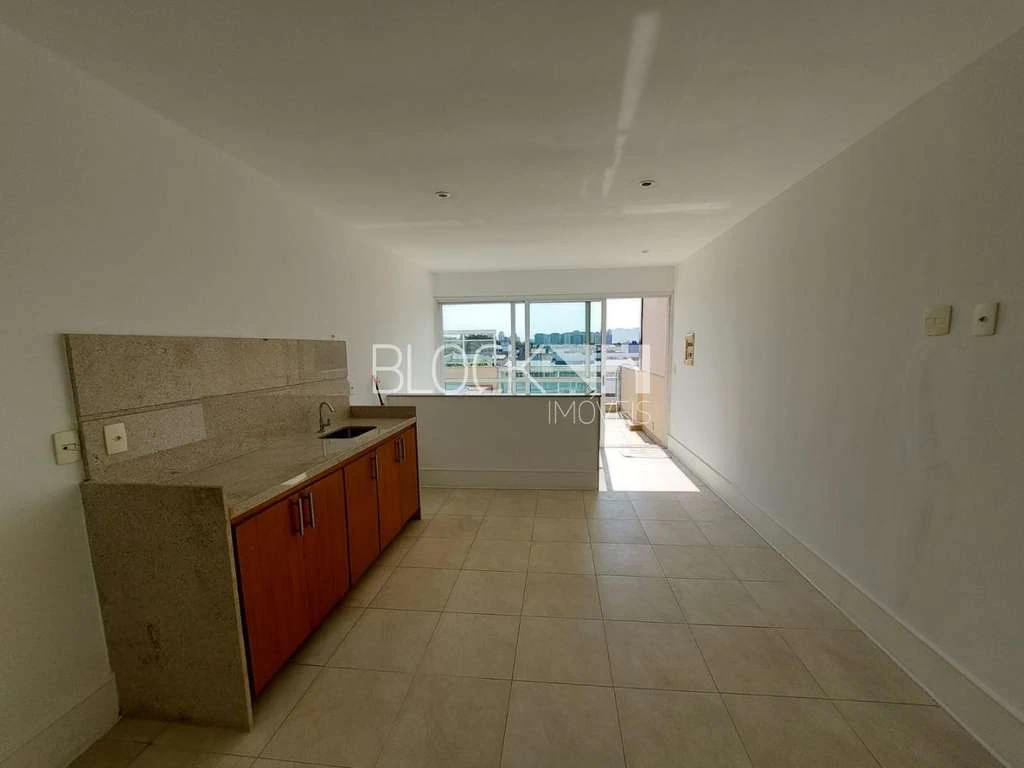 Cobertura com 3 suítes e 270 m² com 4 vagas — photo 6