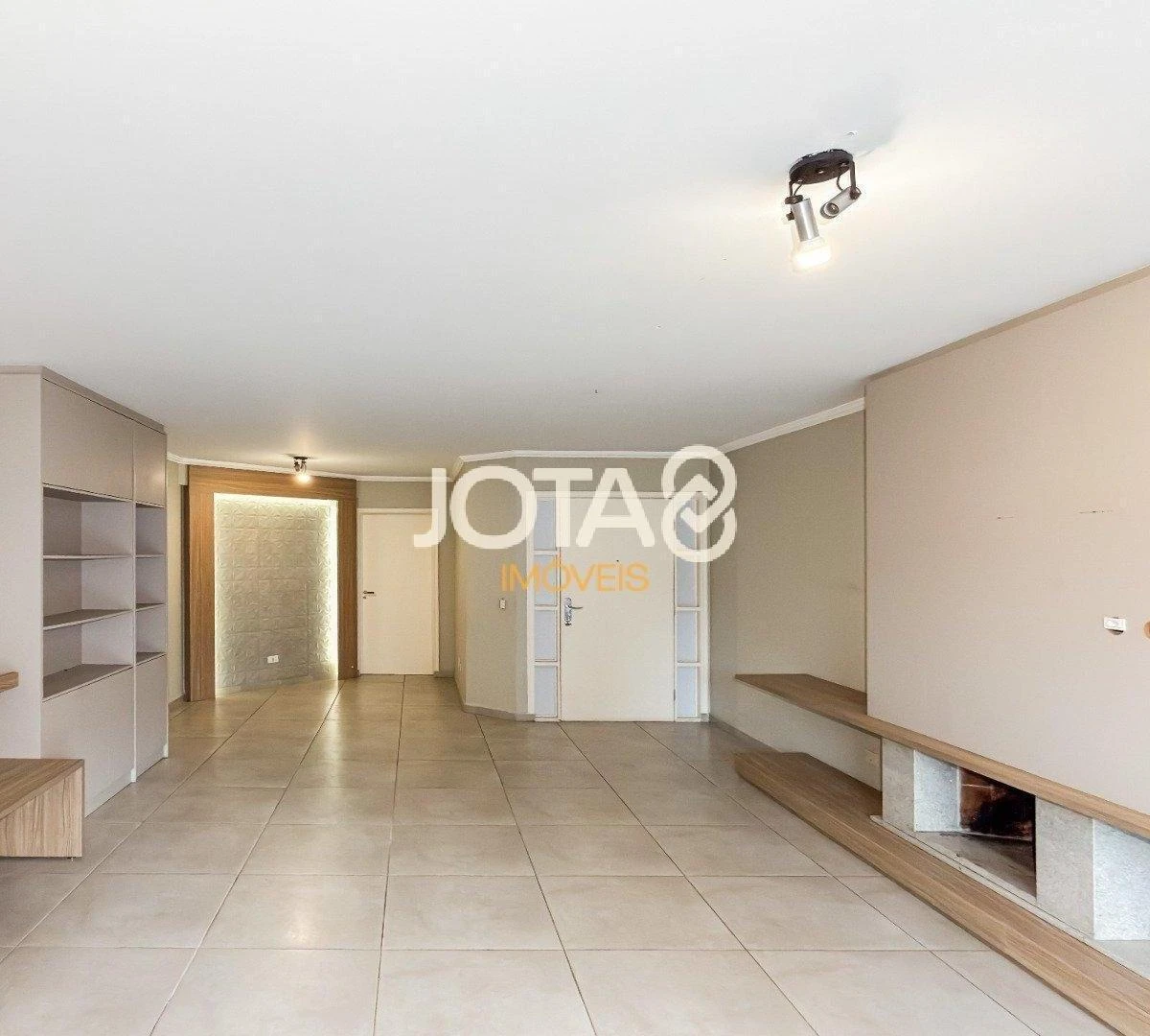 3-bedroom apartment with 1 en-suite and 3 bathrooms — photo 8