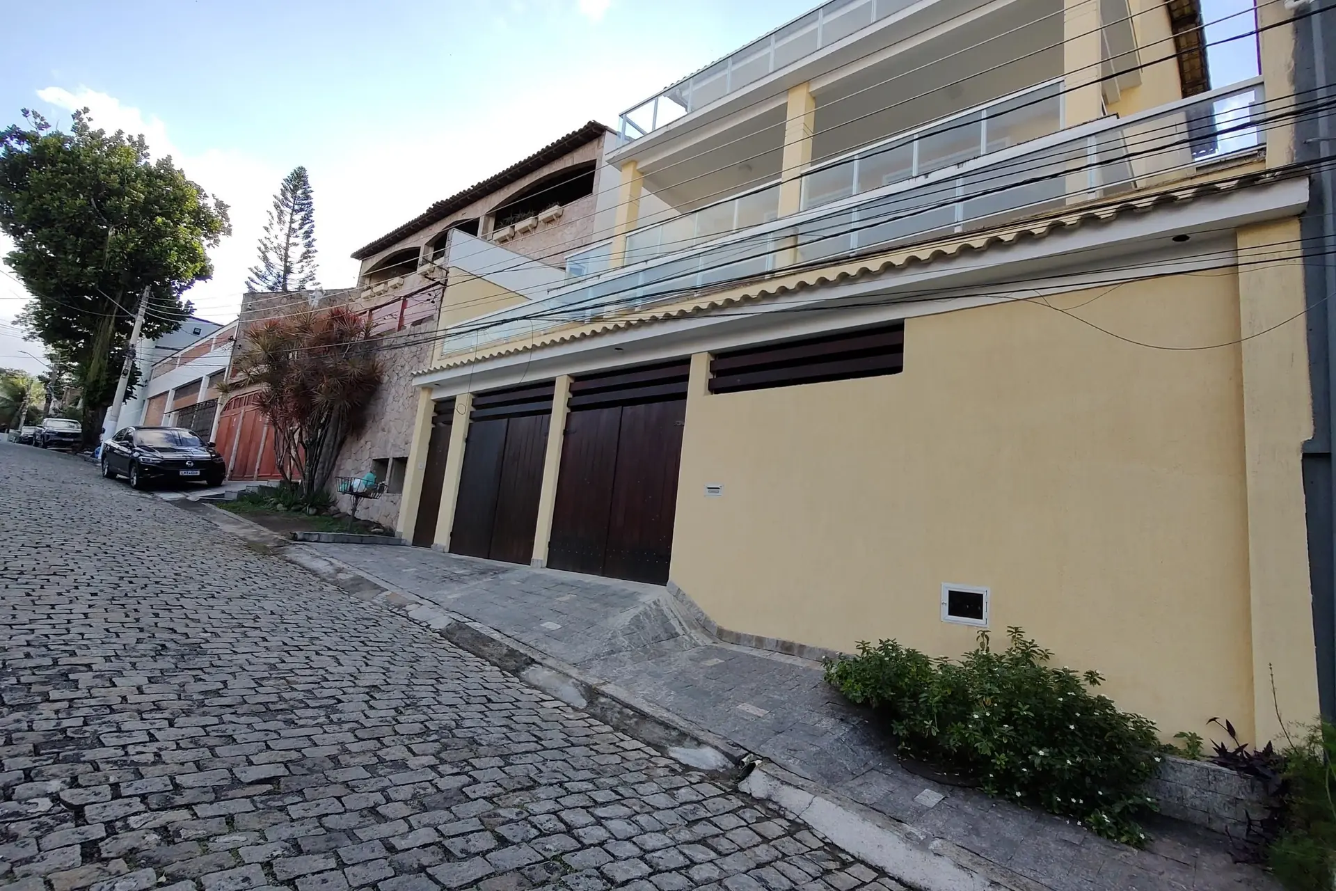 Vista a la montaña y 5 dormitorios: casa de 900 m² — photo 8