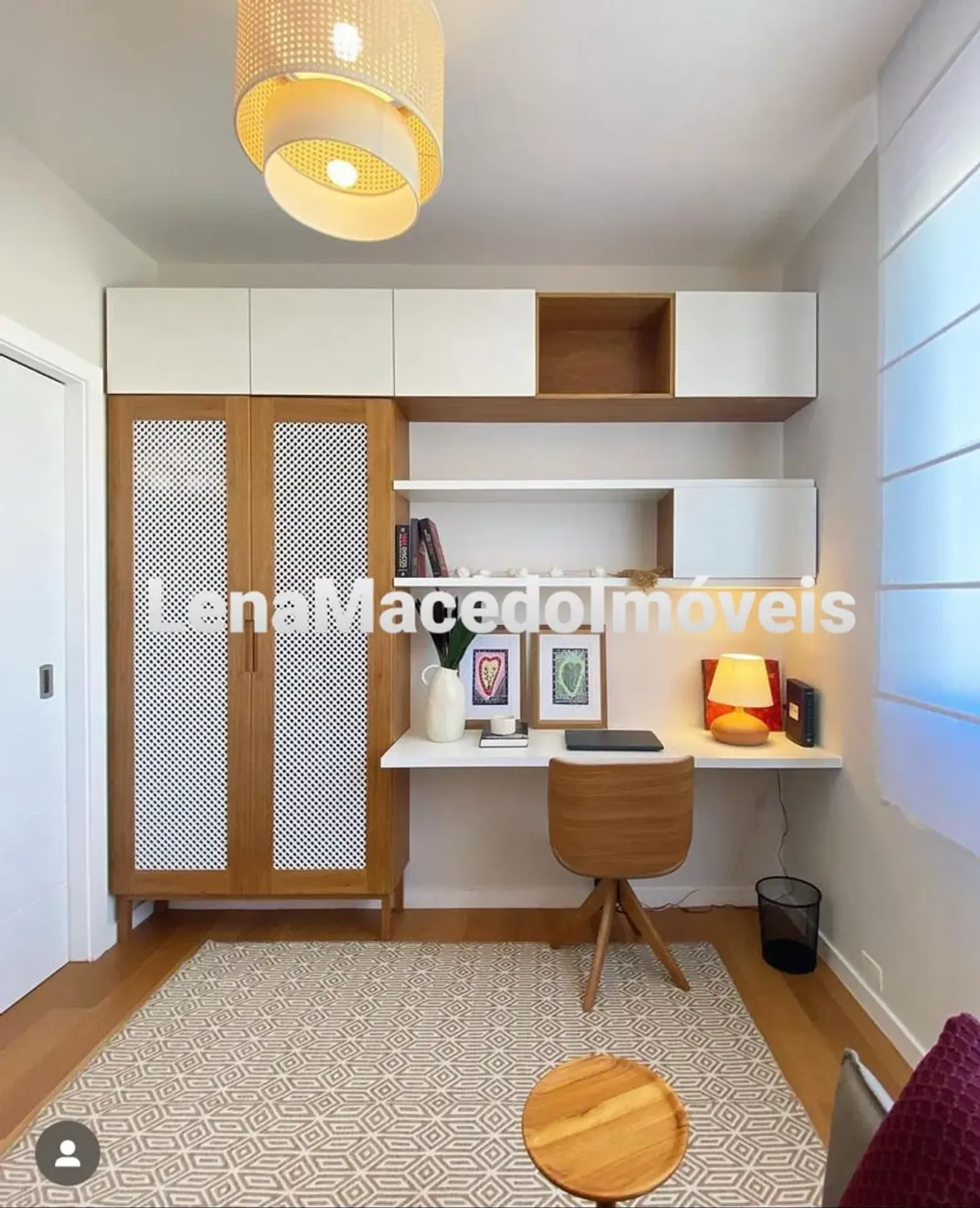 Furnished apartment, 133 m², with floor-to-ceiling windows — photo 9