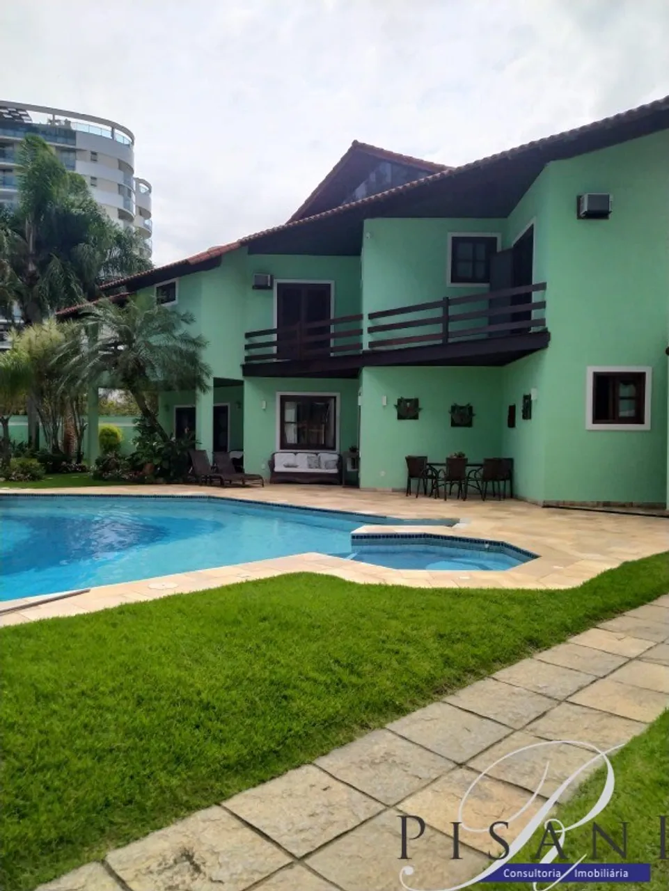 Casa mobiliada com 4 quartos e fogão a gás — photo 15