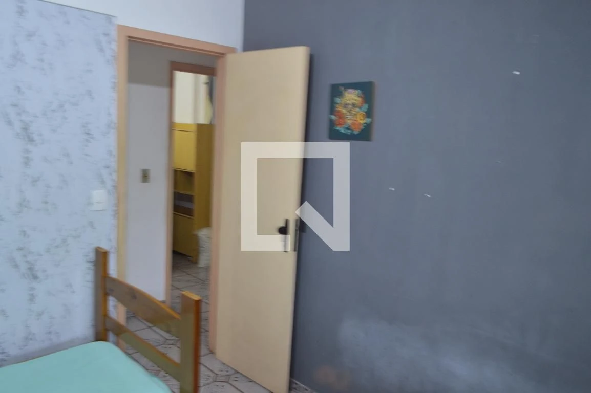 Furnished apartment with 3 bedrooms and a balcony — photo 16