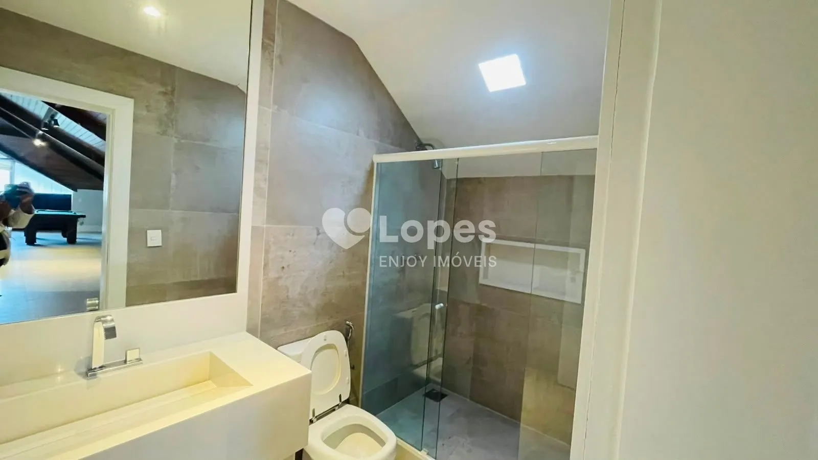 Furnished house with 5 en-suite bedrooms 600 m² — photo 9