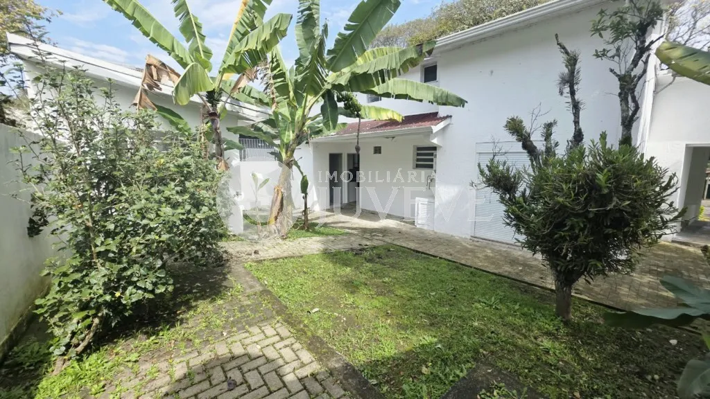 Unfurnished 125 m² house with 3 bedrooms — photo 29