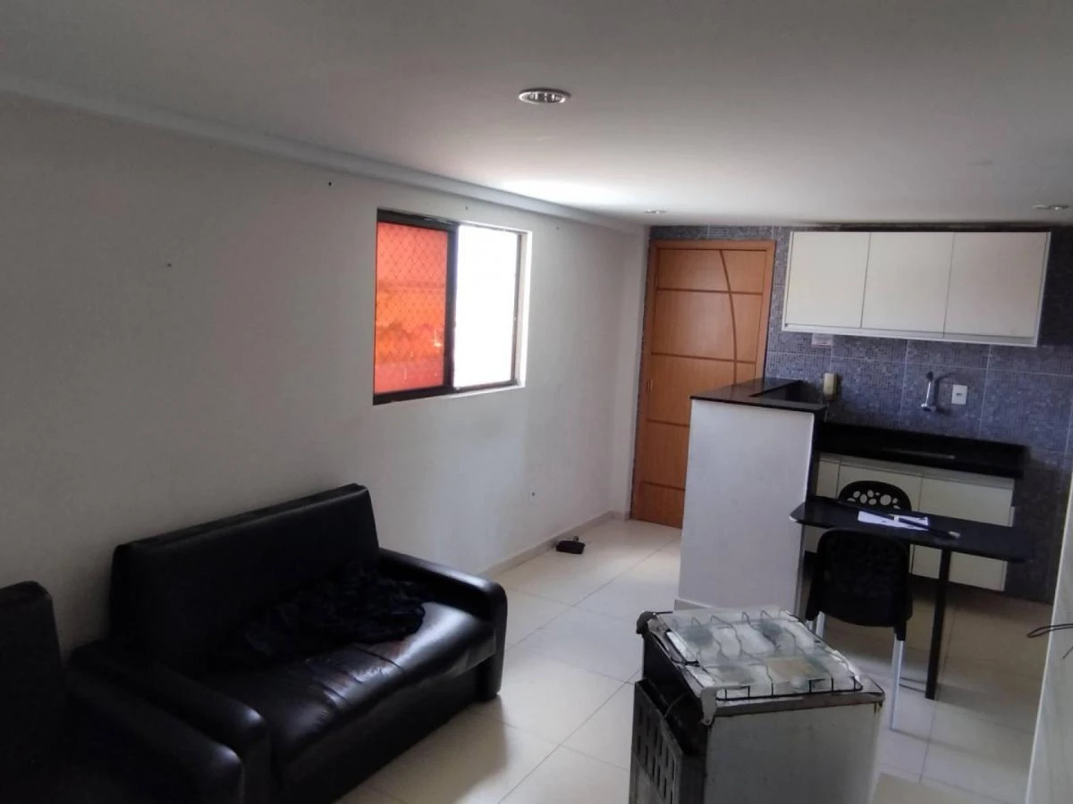 One-bedroom apartment with a water view — photo 7