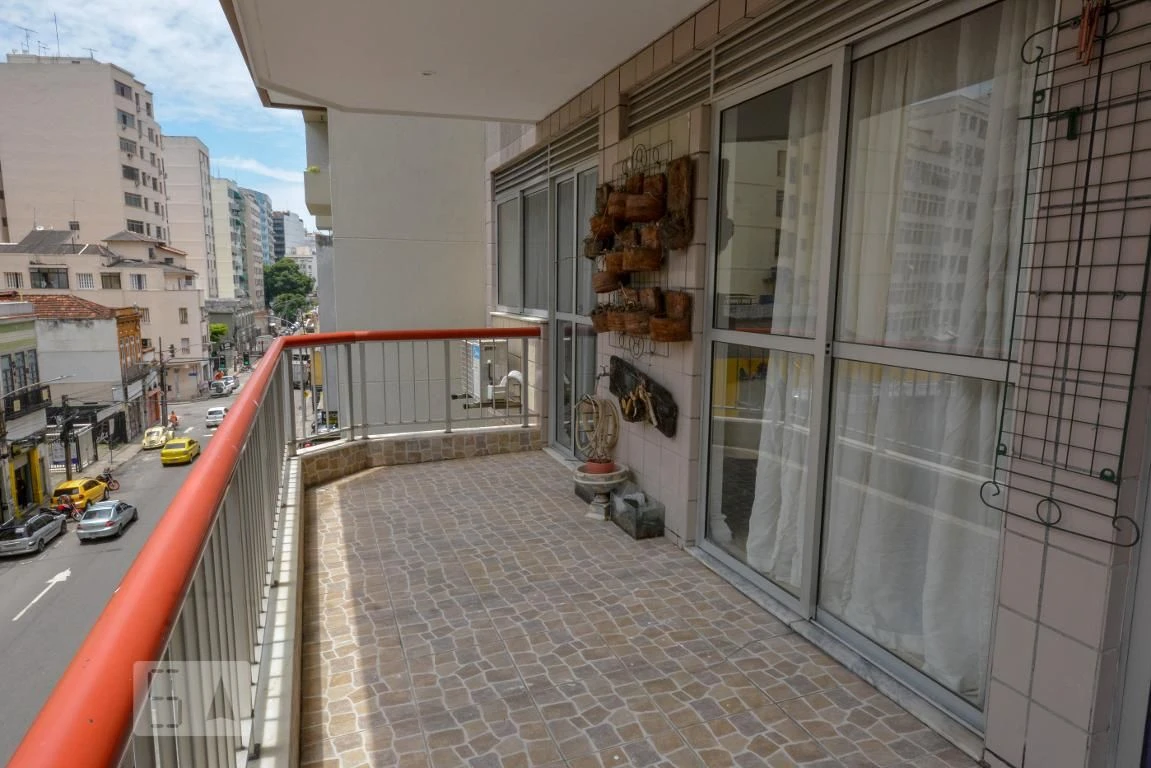 2-bedroom apartment with a bathtub in Rio de Janeiro — photo 18