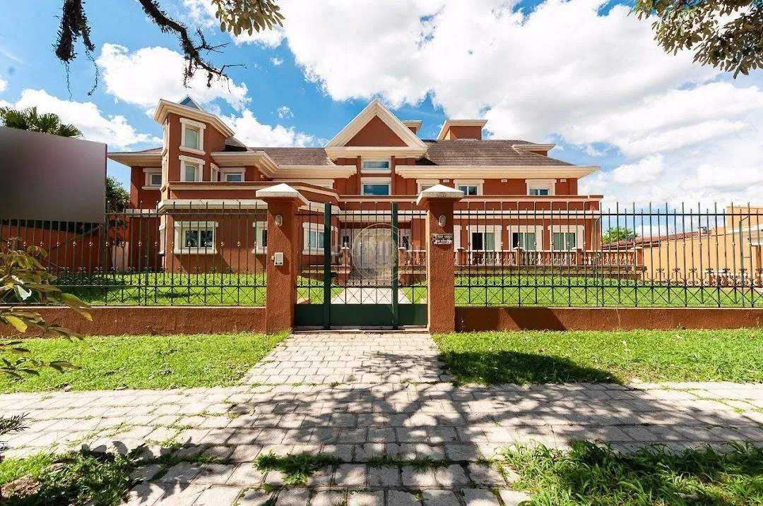 Casa com 4 suítes e jardim privativo, 7 banheiros — photo 3