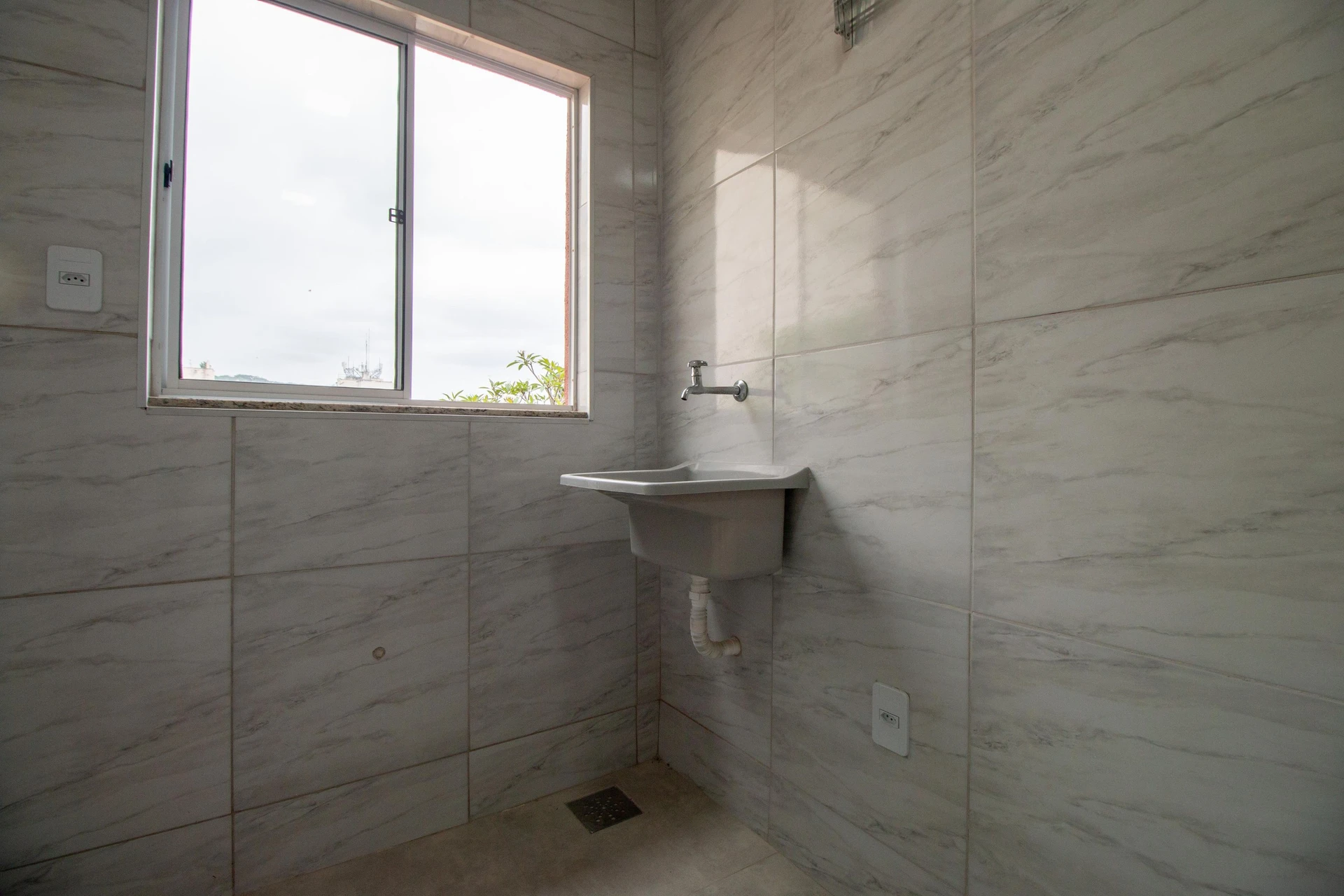 2-bedroom apartment, 1 with its own bathroom, 70 m² — photo 25