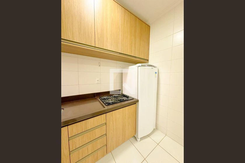 Apartamento com cozinha separada e 2 quartos e 1 vaga — photo 23