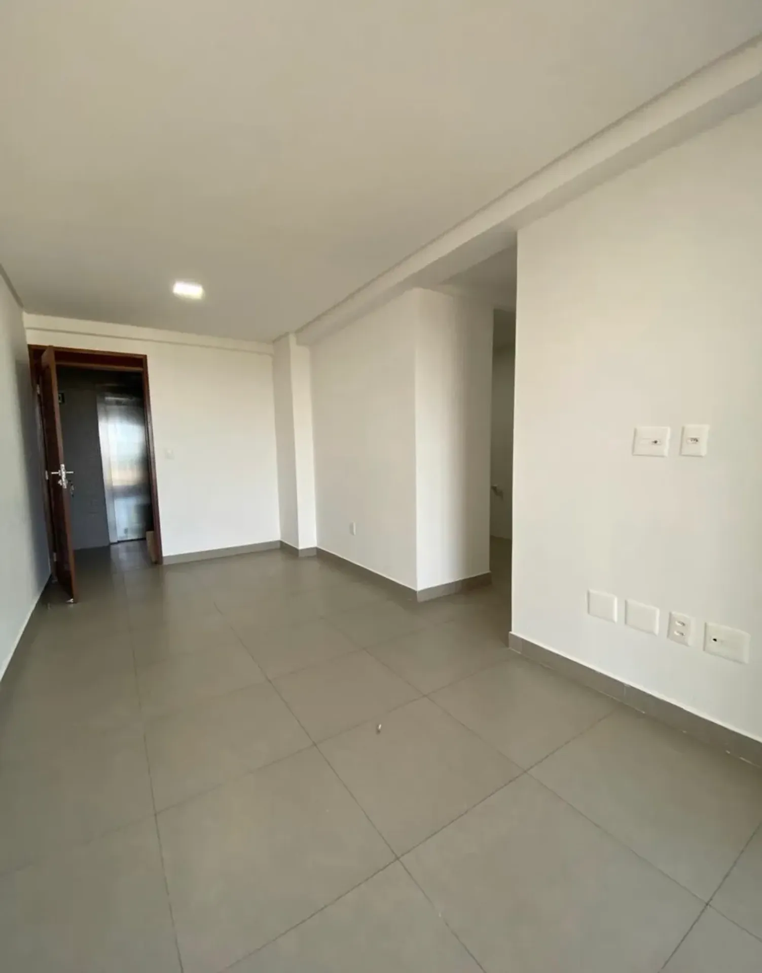 Будинок: 2 спальні, 1 з власною ванною кімнатою, 72 м² — photo 16