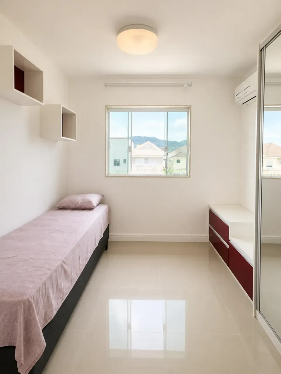 Casa triplex mobiliada com 5 suítes e 330 m² — photo 9