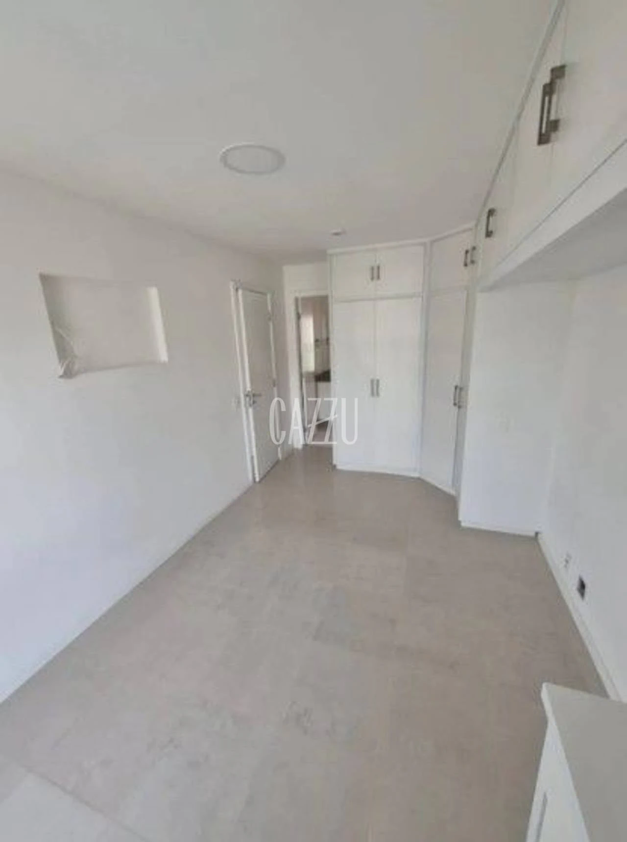 3-bedroom apartment with a mountain view — photo 15