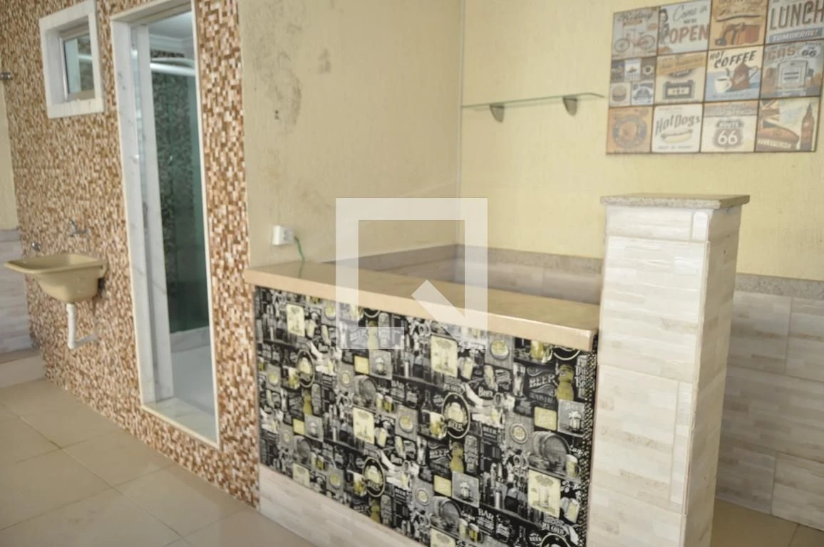 Garden in a one-bedroom house, 60 m² — photo 17