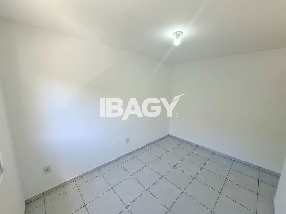 Piscina privada y 2 dormitorios: departamento de 54 m² — photo 25