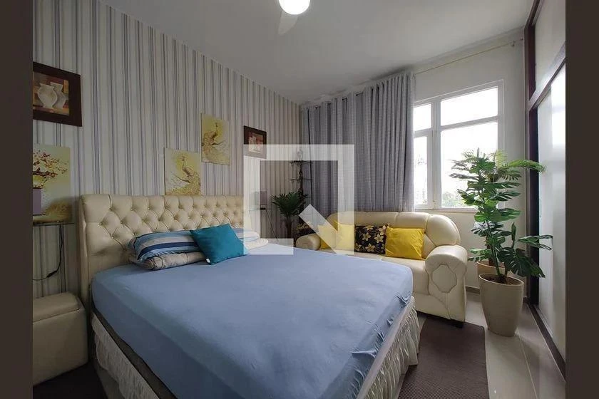 Apartamento mobiliado de 214 m² com 4 quartos e 2 banheiros — photo 8
