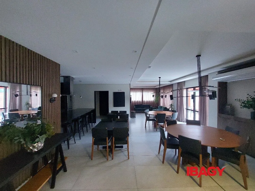 33 m² studio with 1 bedroom and 1 parking space — photo 20