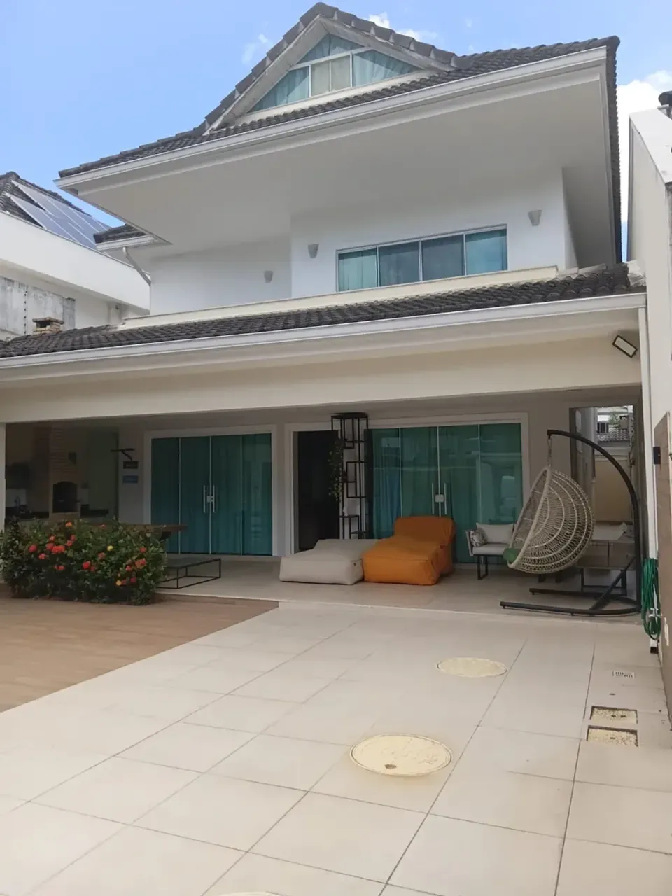 Casa mobiliada com 4 quartos, cozinha aberta e 370 m² — photo 22