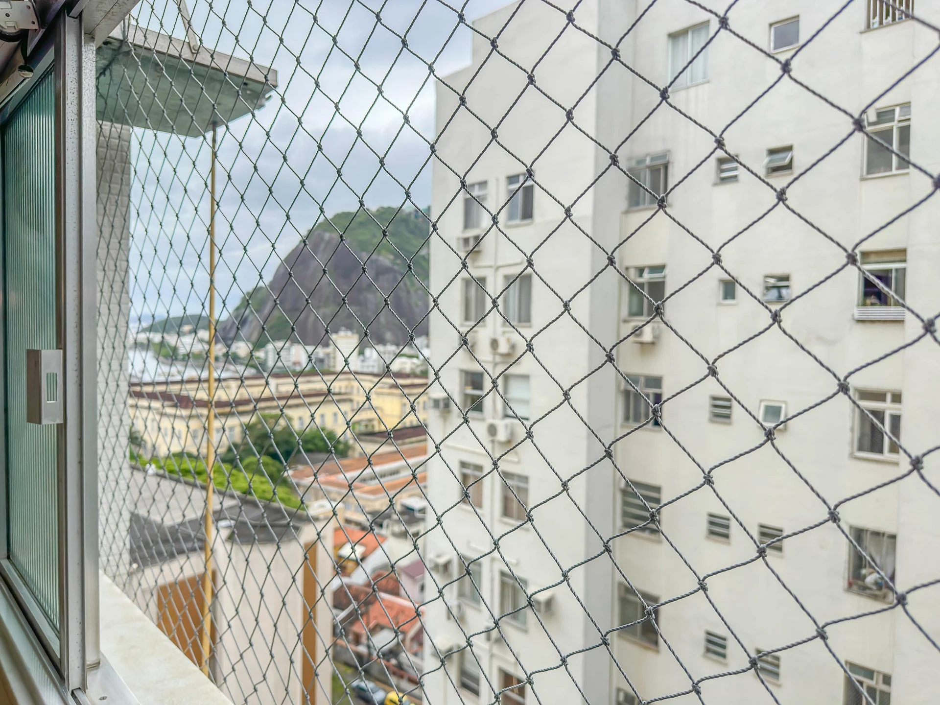 2-bedroom apartment with a glass-enclosed balcony — photo 50