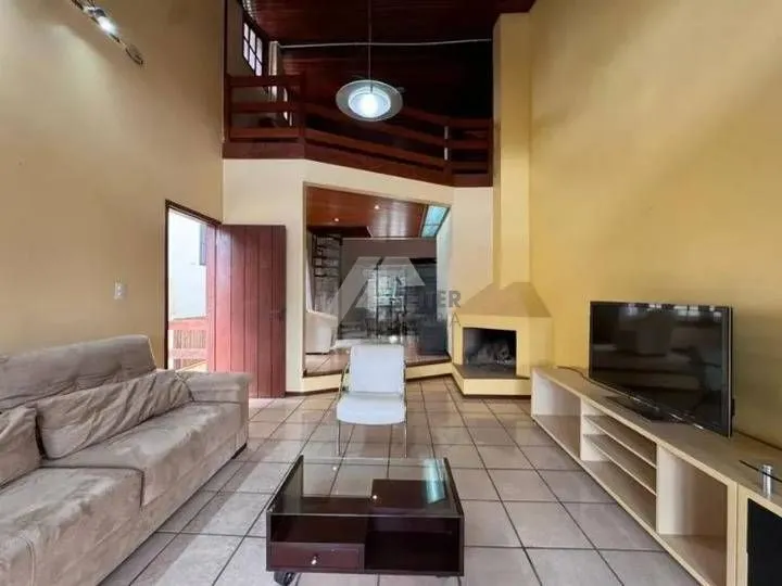 Casa amueblada con 5 dormitorios y 480 m² — photo 24