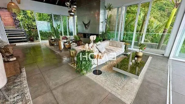 Меблированный дом с 5 спальнями и 700 м² — photo 43