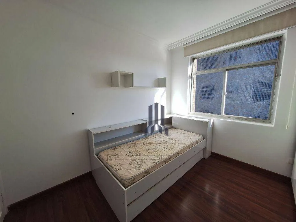 113 m² apartment with a bathtub and a walk-in closet — photo 21