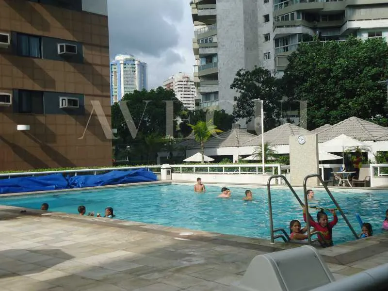 2-bedroom apartment with a water view — photo 17