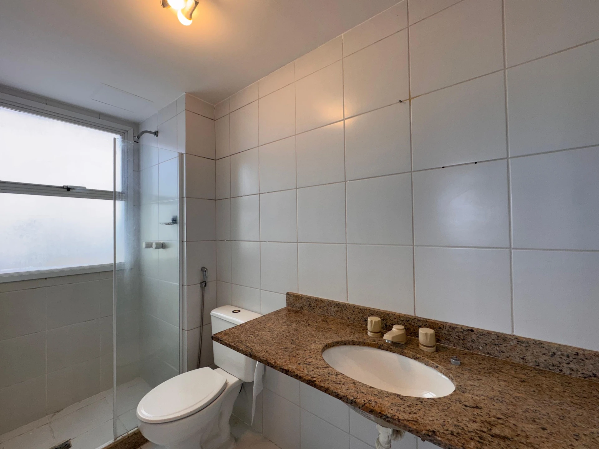 Mountain view in a 2-bedroom apartment, 74 m² — photo 12