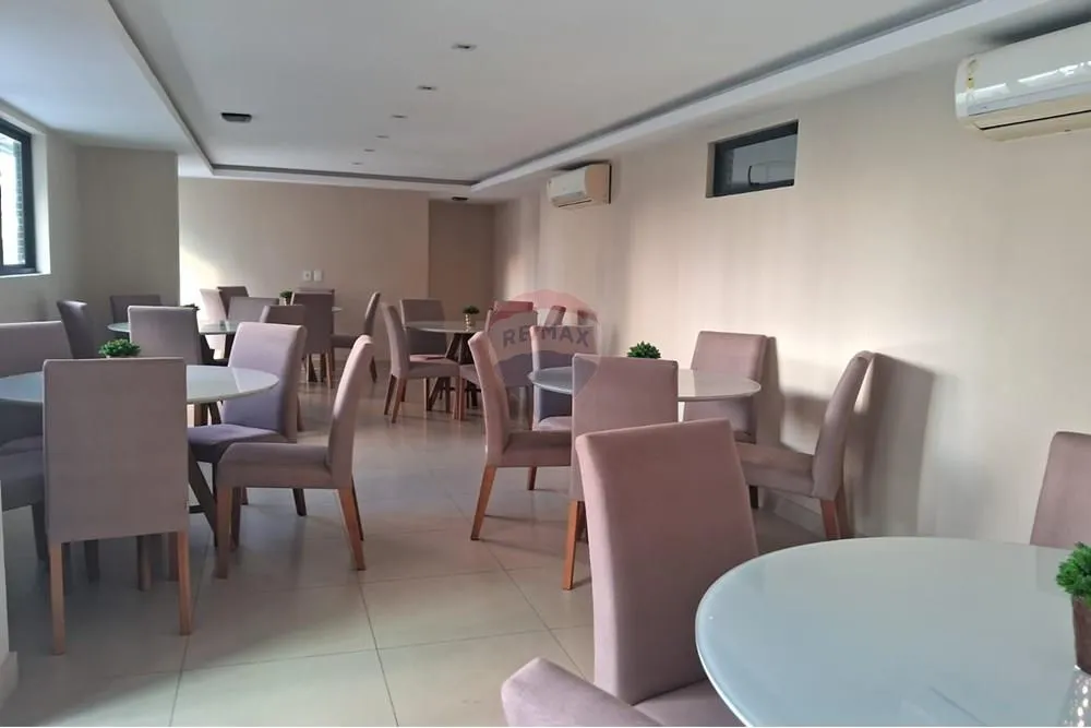 Furnished apartment, 132 m², with a glass-enclosed balcony — photo 70