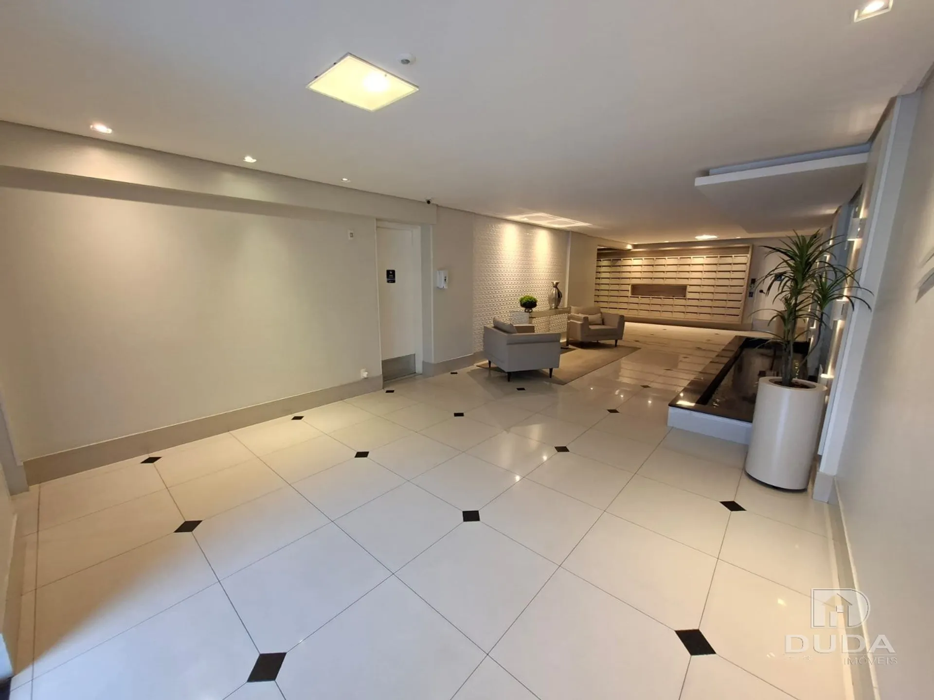 Apartment on the 10th floor with floor-to-ceiling windows — photo 94