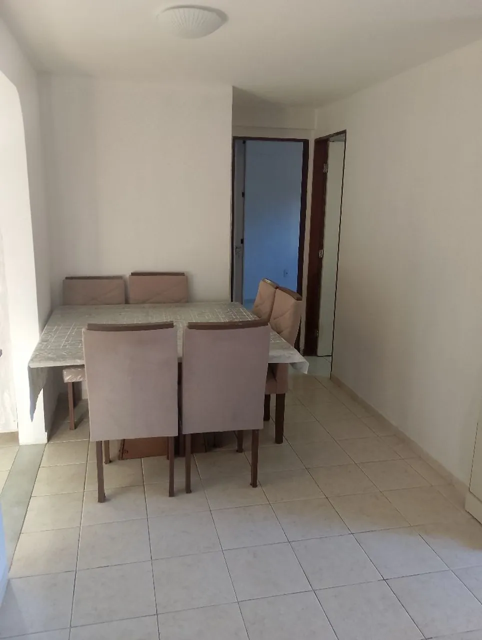 2-bedroom apartment in a building with a gym — photo 12
