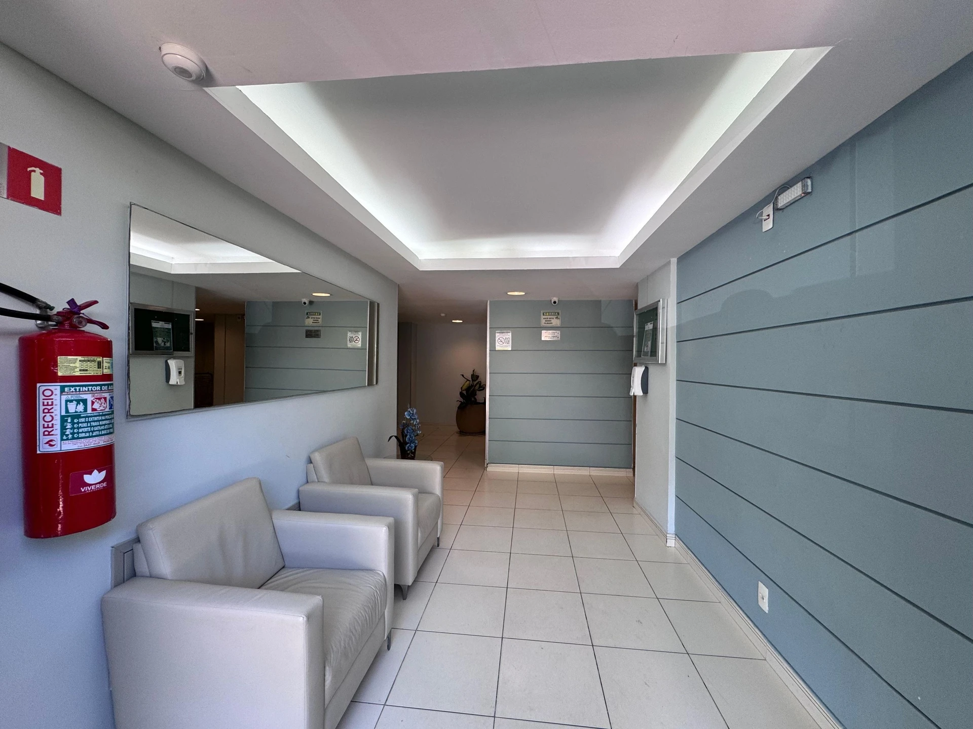 Apartamento mobiliado com 3 quartos e varanda e churrasqueira — photo 24