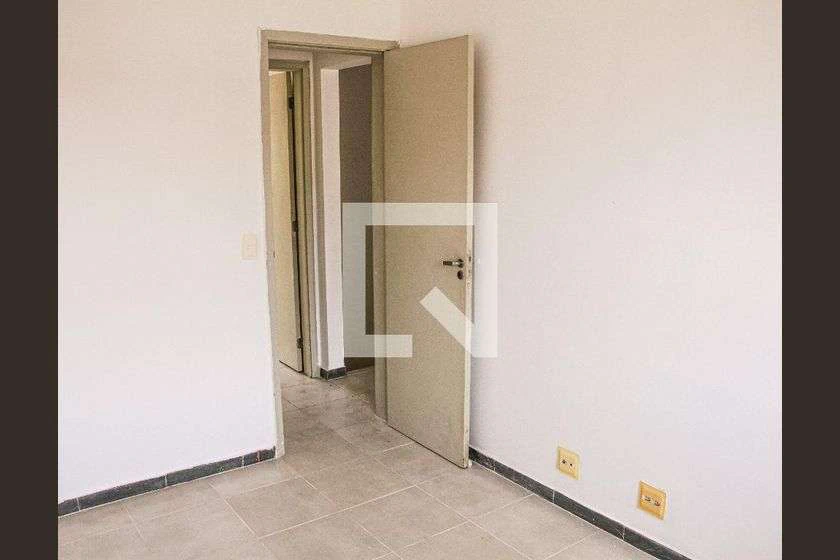 Condo townhouse with 3 bedrooms and a balcony grill — photo 22