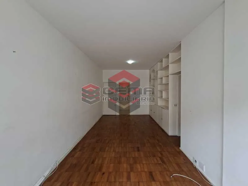 Деревянный пол или ламинат и 3 спальни: квартира 96 м² — photo 15