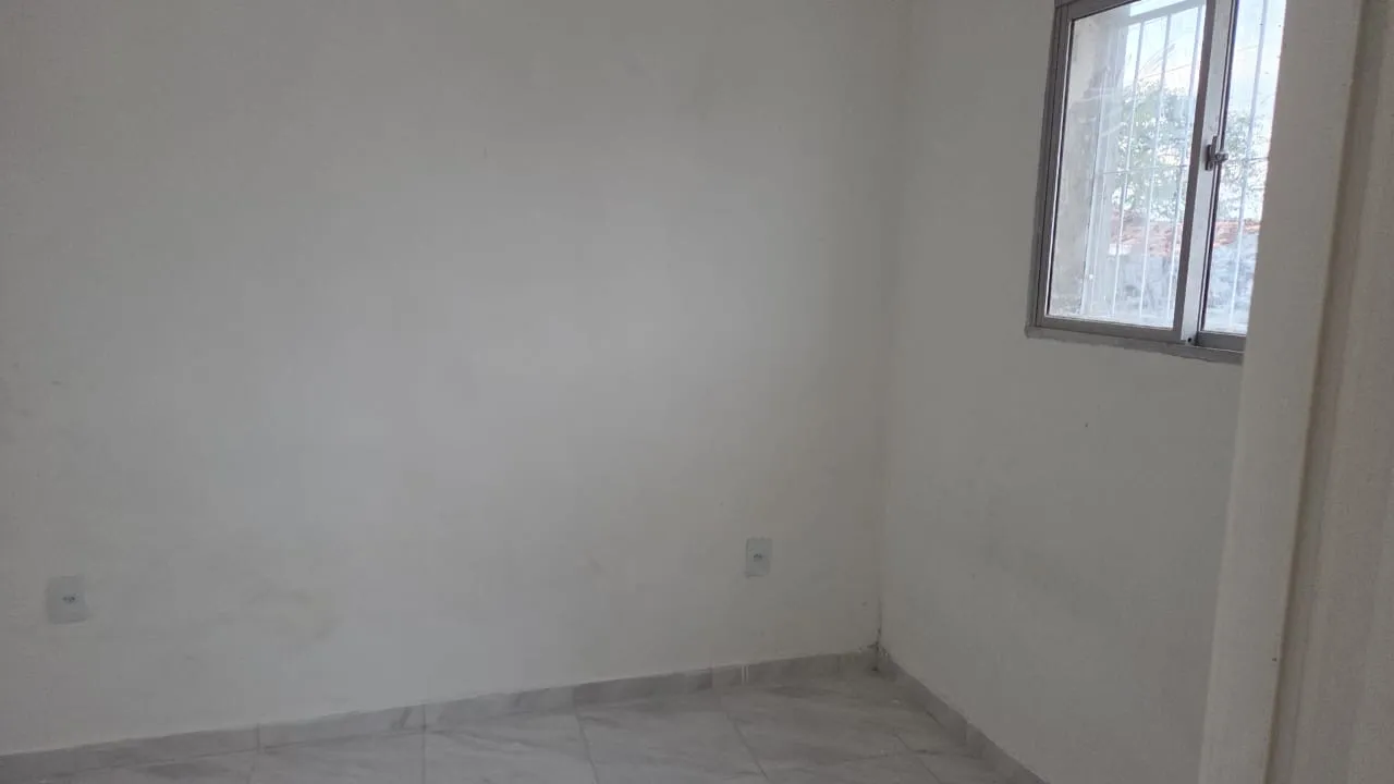 Будинок на 3 спальні та 2 ванні з душем у склі — photo 3