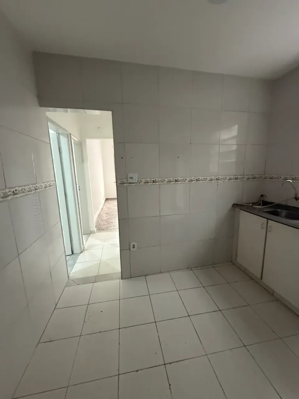 Unfurnished house with a closed kitchen and 3 bedrooms — photo 9