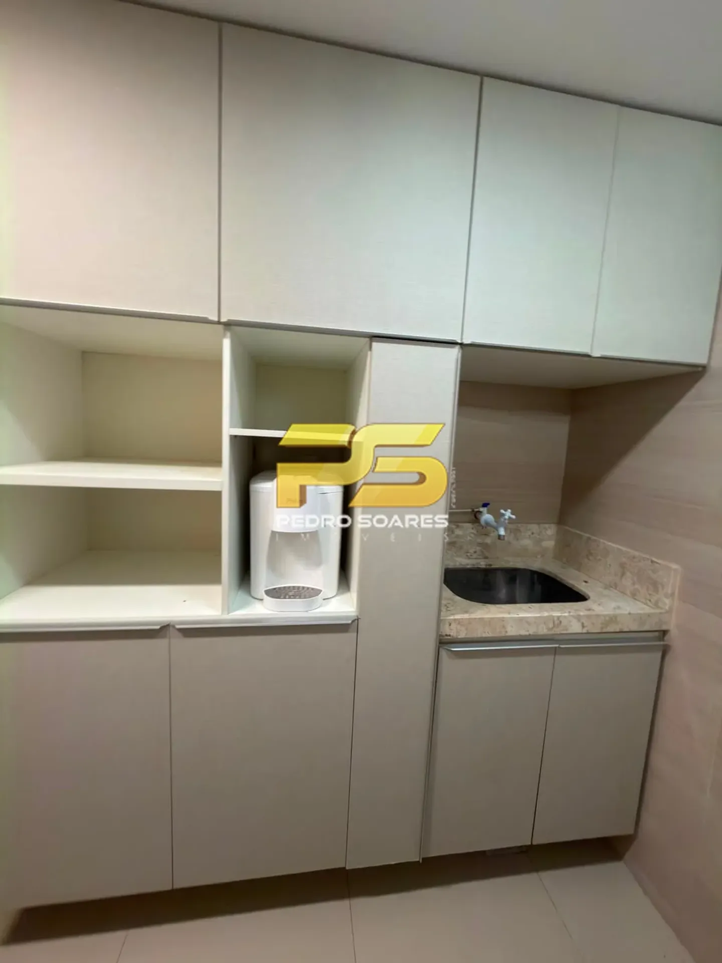Furnished 20 m² apartment with 2 bedrooms and 2 parking spots