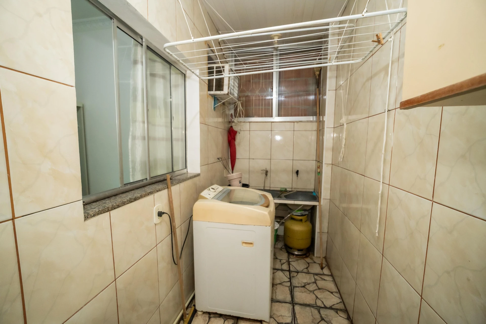 Apartamento mobiliado de 2 quartos com máquina de lavar — photo 20