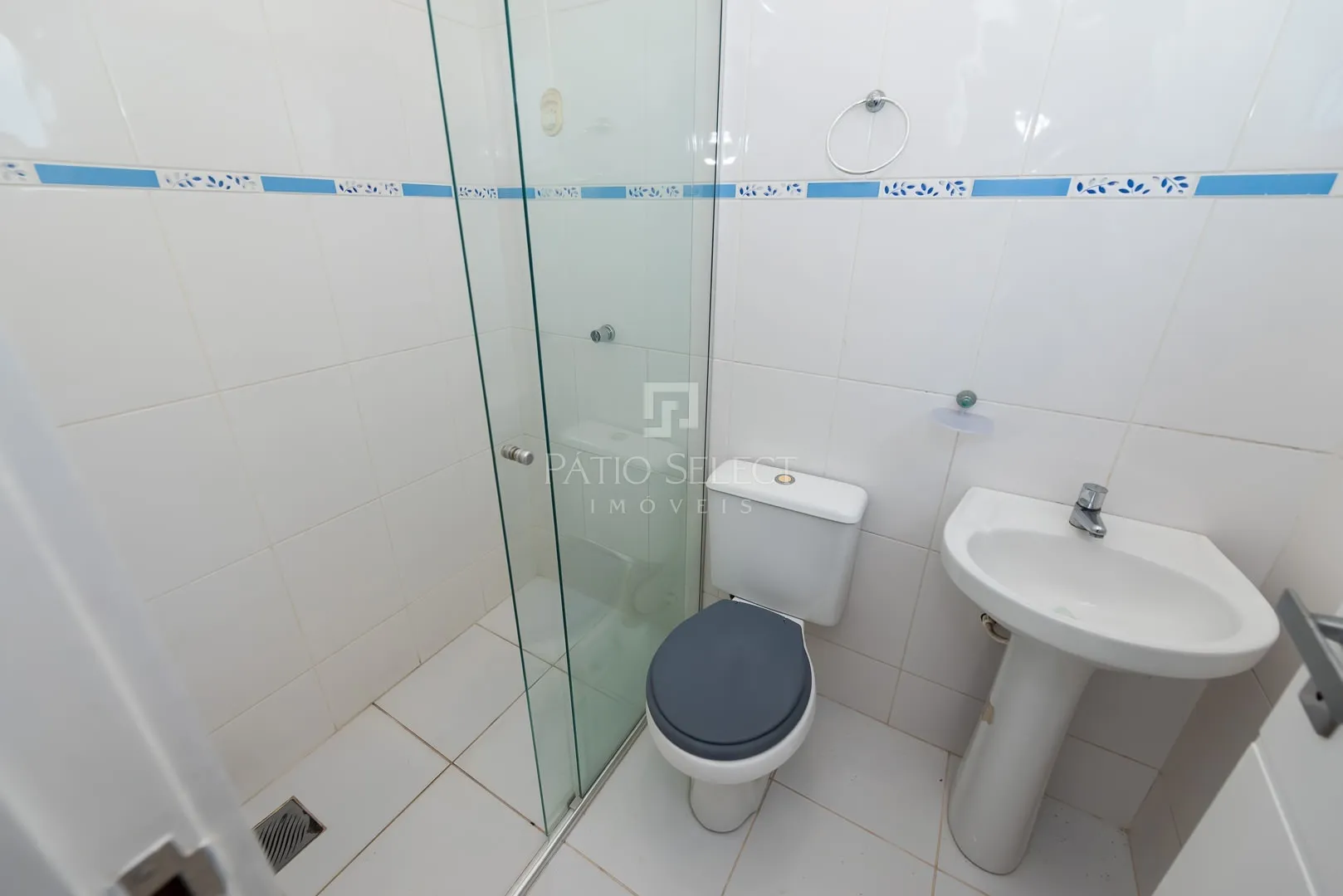 Furnished house, 305 m², with a bathtub — photo 21
