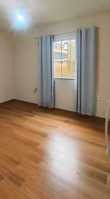 House with 3 bedrooms and a glass shower enclosure — photo 20