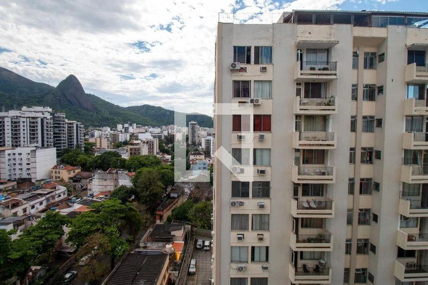 68 m² apartment with a mountain view and a washing machine — photo 21