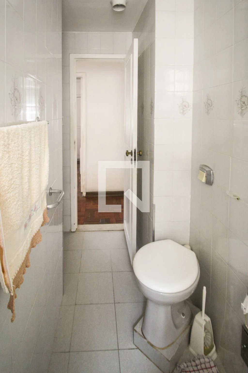 Затишна мебльована квартира з пральною машиною та 3 спальнями — photo 18