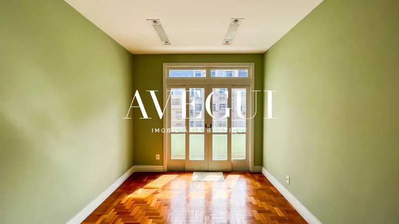 Residential apartment with 5 parking spaces and air conditioning — photo 15