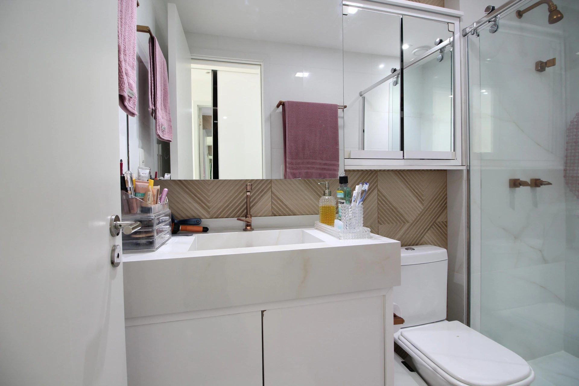 Rental apartment with 4 bedrooms and 4 bathrooms — photo 13