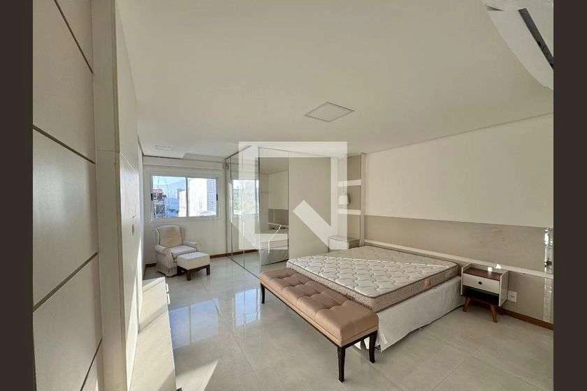 Rental penthouse with 3 en-suite bedrooms and 306 m² — photo 20